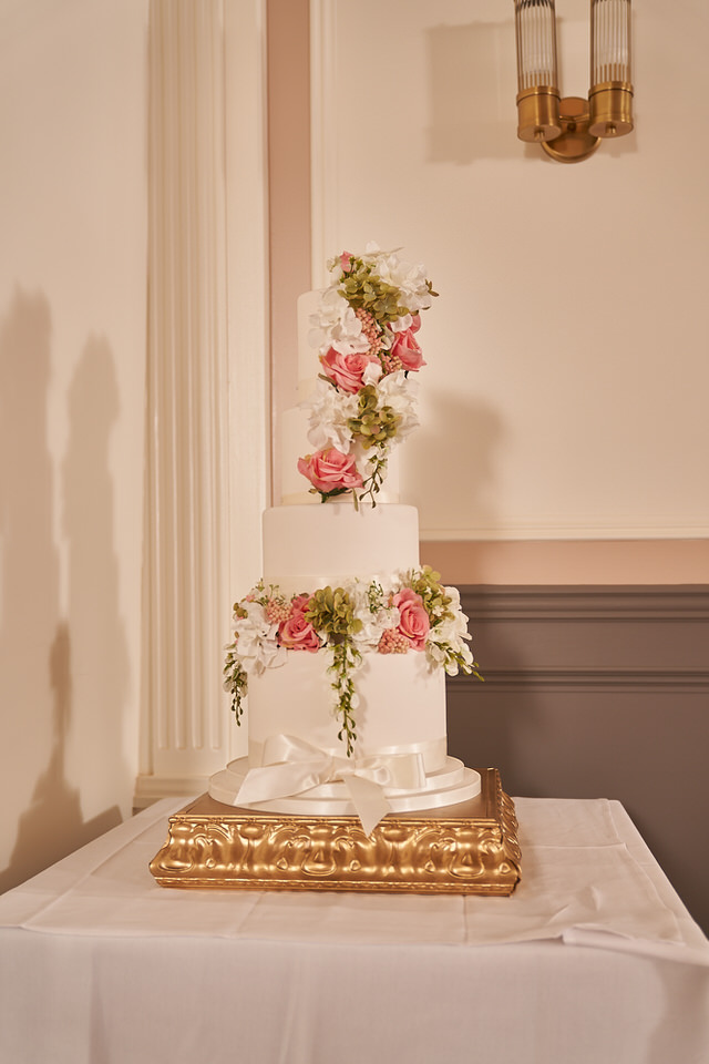 Wedding cake on stand